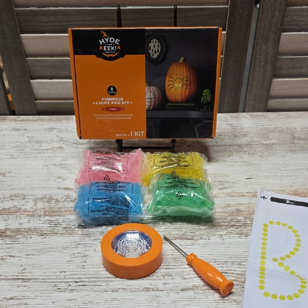 Hyde & EEK! Pumpkin Light Peg Kit – Halloween DIY Light‑Up Décor – NEW